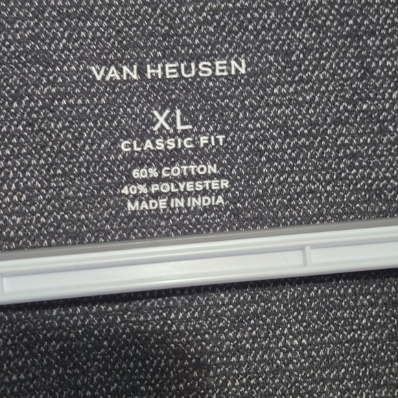 Van Heusen Men's Charcoal Quarter Zip Pullover - Size XL - Picture 3 of 5